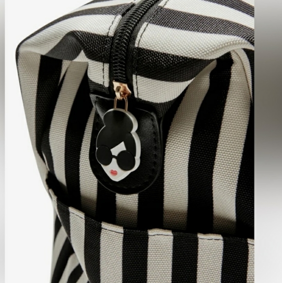 Alice + Olivia Handbags - NWT Alice + Olivia  Carry-All Positano Duffle Bag Weekender